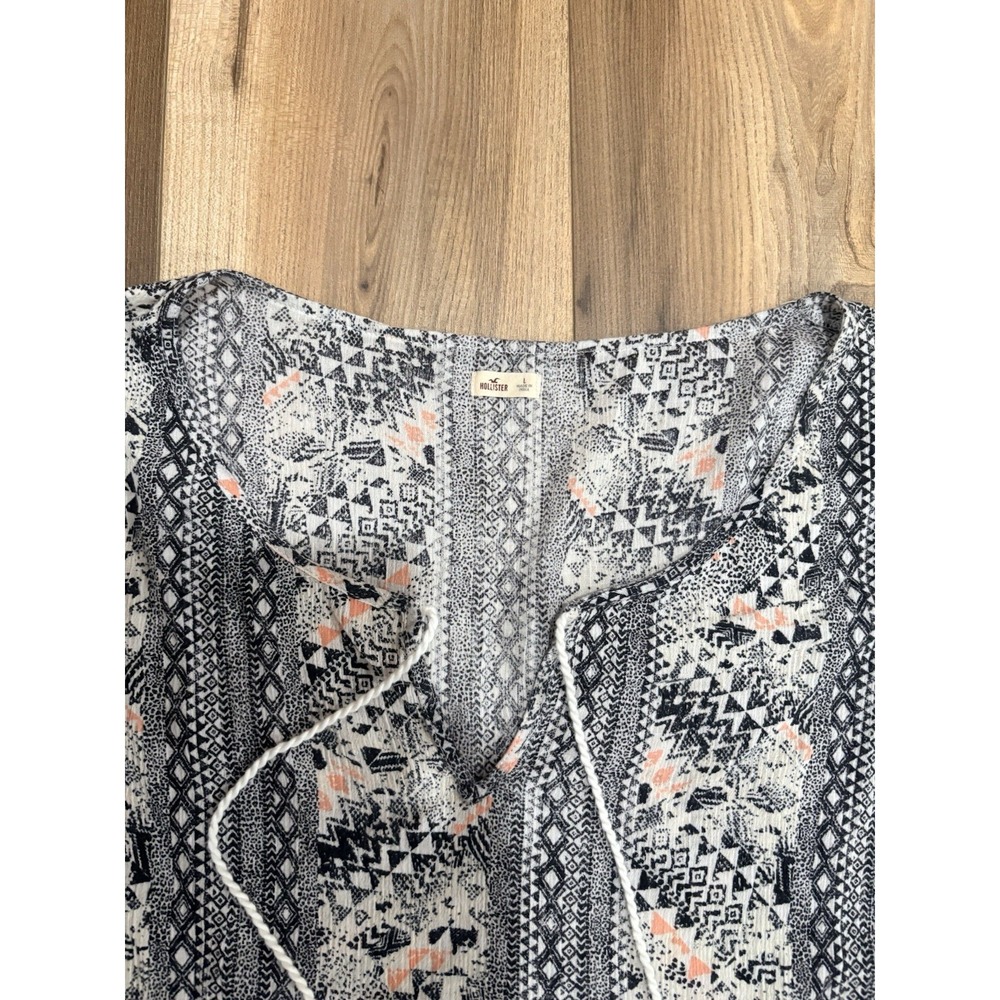 Hollister Pink Black‎ Aztec Shirt Cotton Women's Large Lightweight Tassels - Picture 2 of 7
